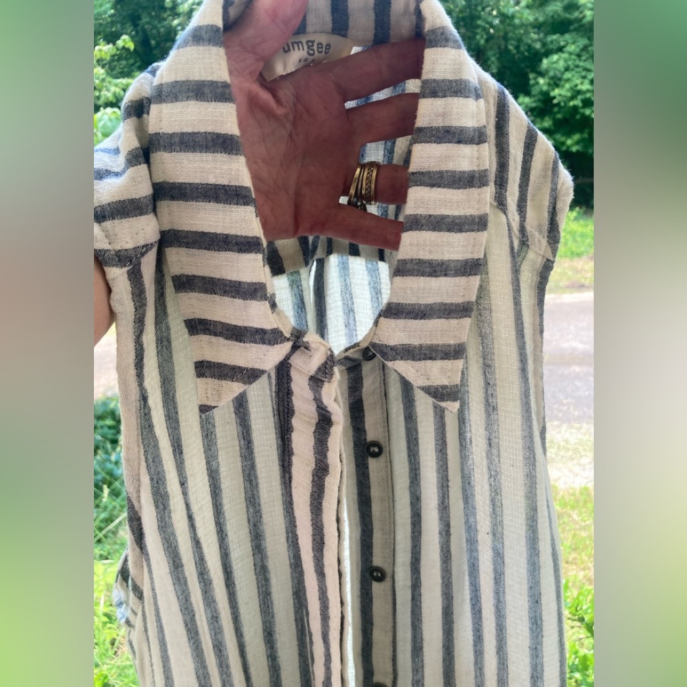 Umgee gray and White Striped Sleeveless dress shift